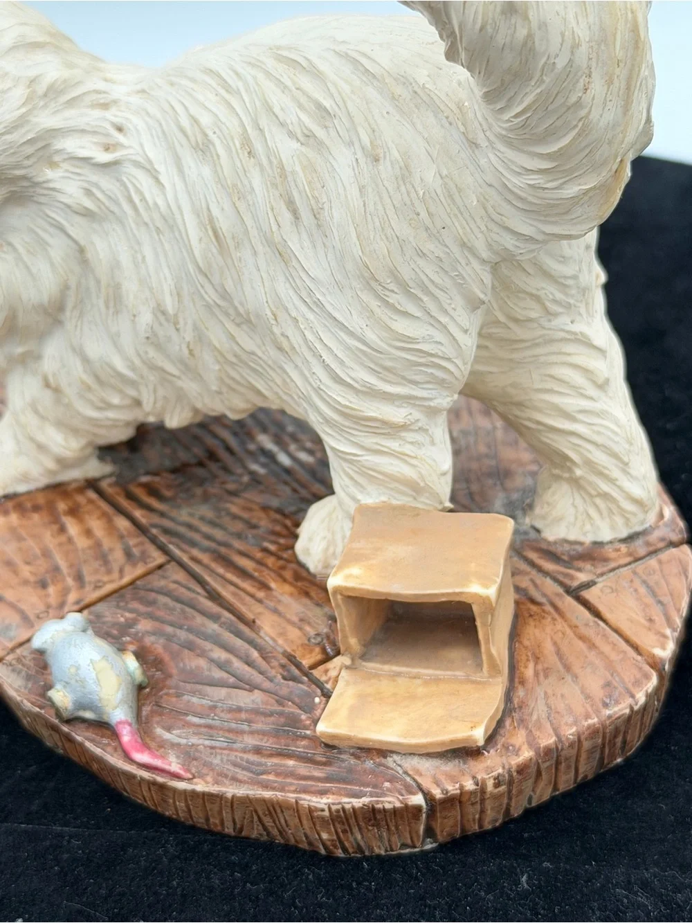 Vintage 1980s Persian Kitten Cat Figurine w Mouse Resin Shelf Decor 6.5”